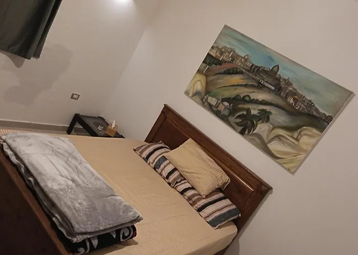 Апартаменты Nada House Eel Garden *